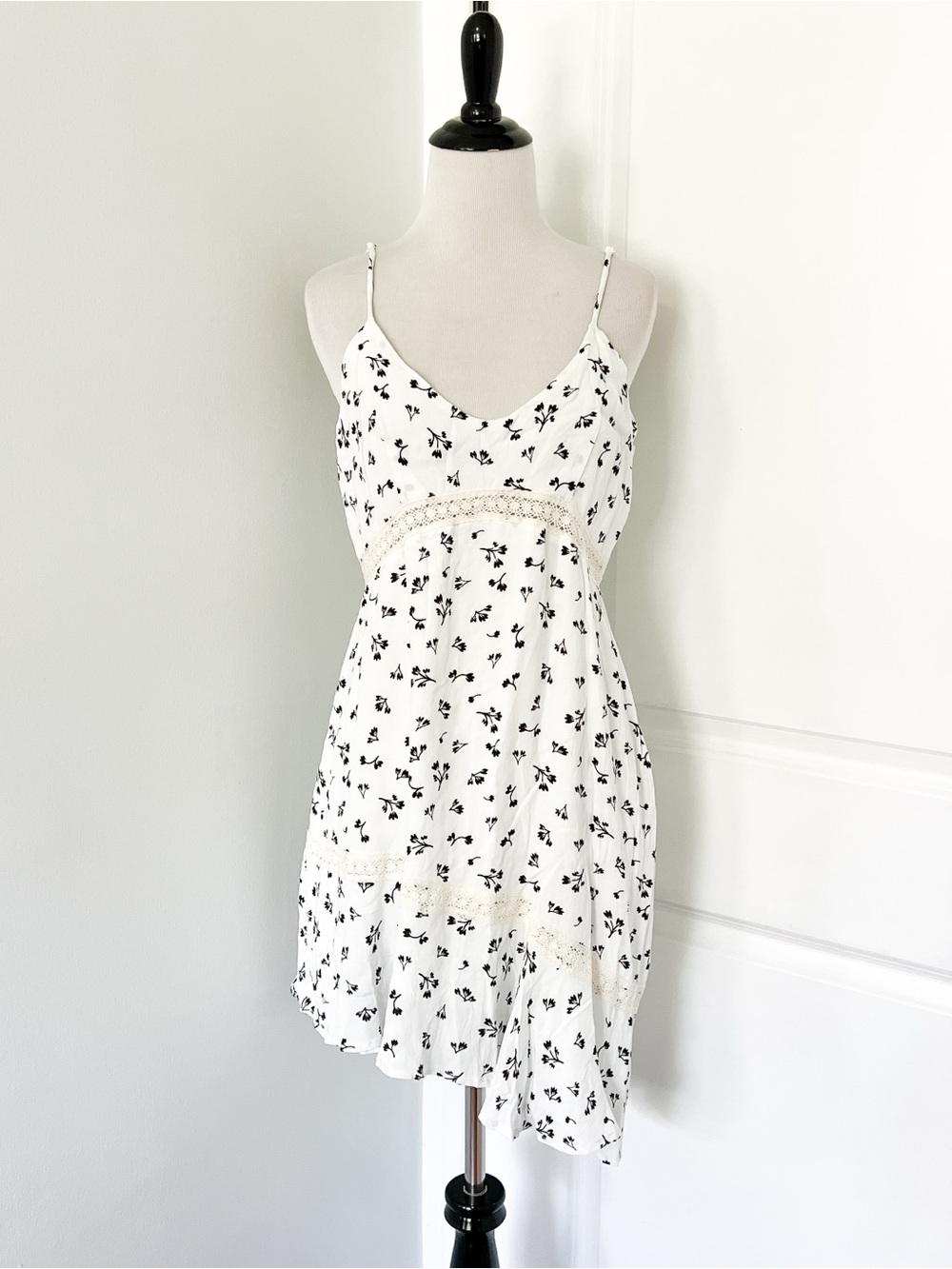 Olivaceous White Mini Dress with Black Floral Print and Asymmetrical Hem - Large